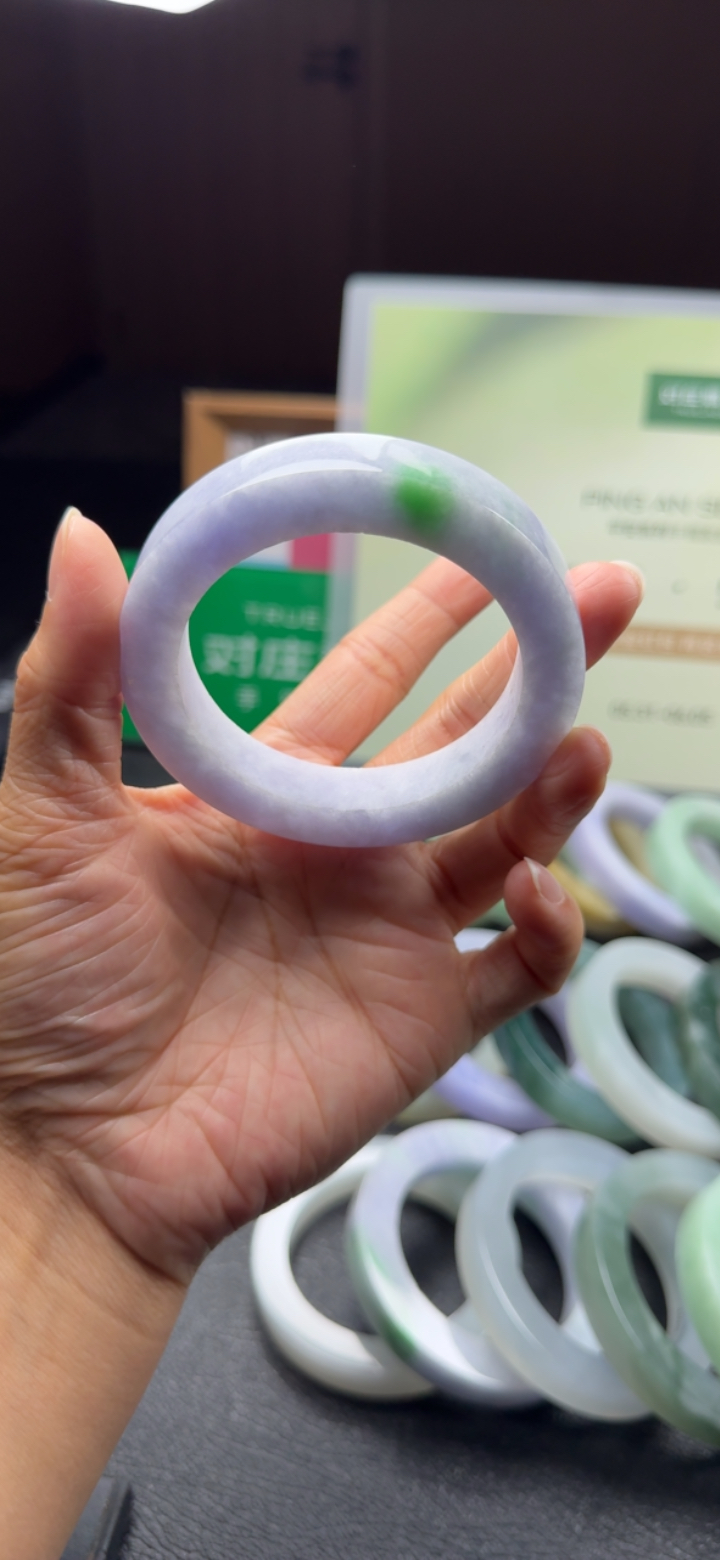 糯化种春带彩手镯