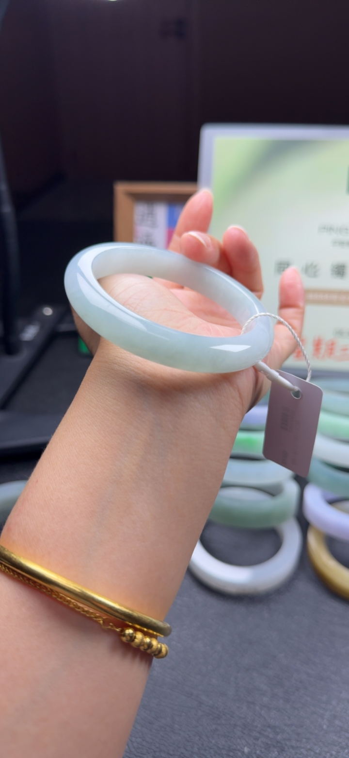 【秒杀】对庄精品翡翠手镯手镯（成品尺寸58.3*11.3*8.6）