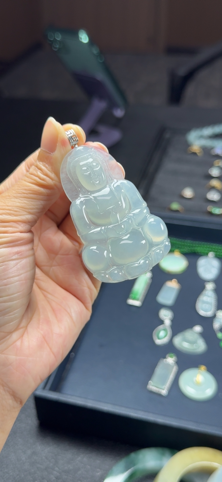 对庄精品翡翠冰种观音（尺寸高60*宽38.9*6.2）价格来直播间问