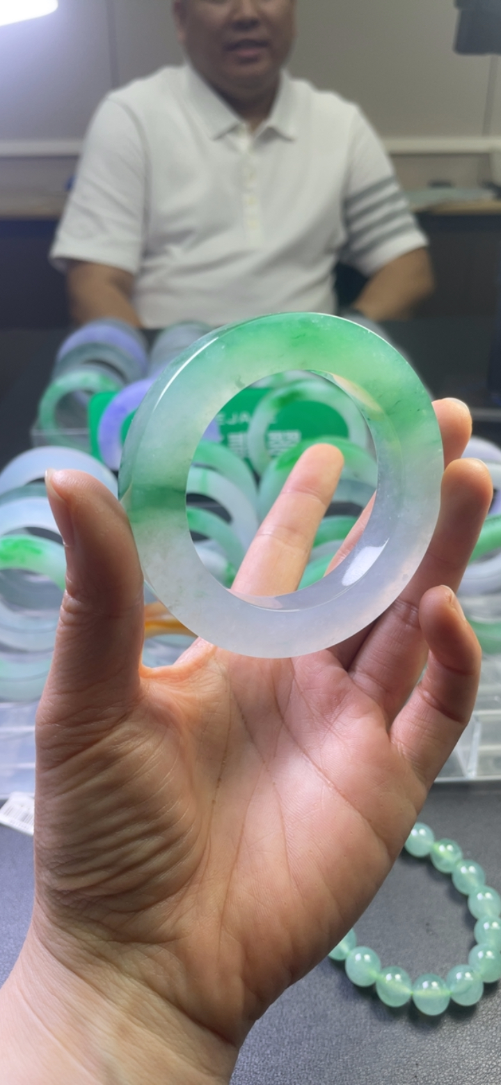 对庄翡翠官方直播精品手镯
