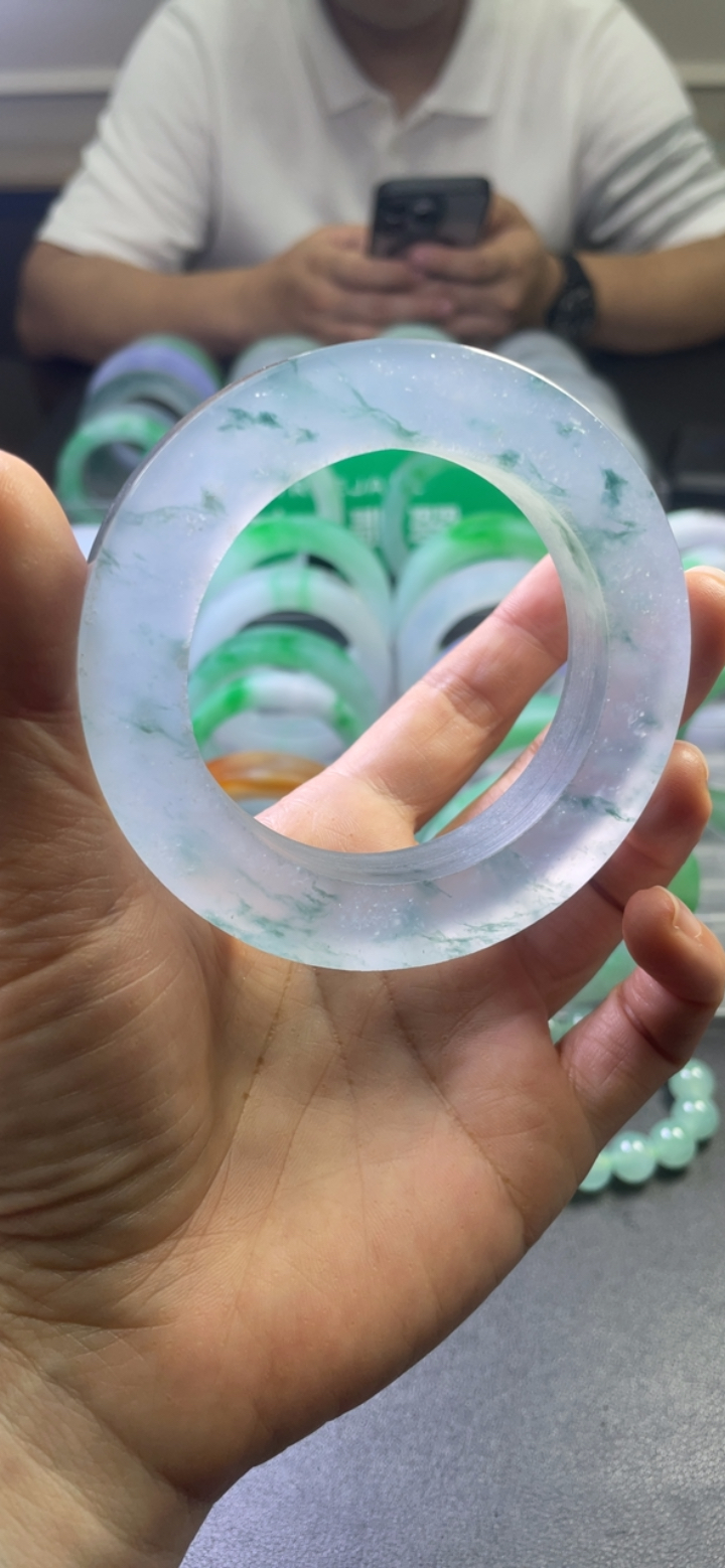 对庄翡翠官方直播精品手镯