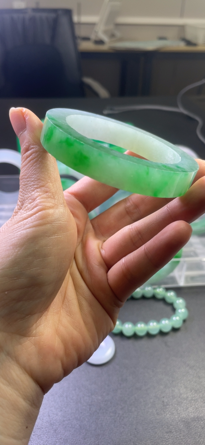 冰阳绿手镯