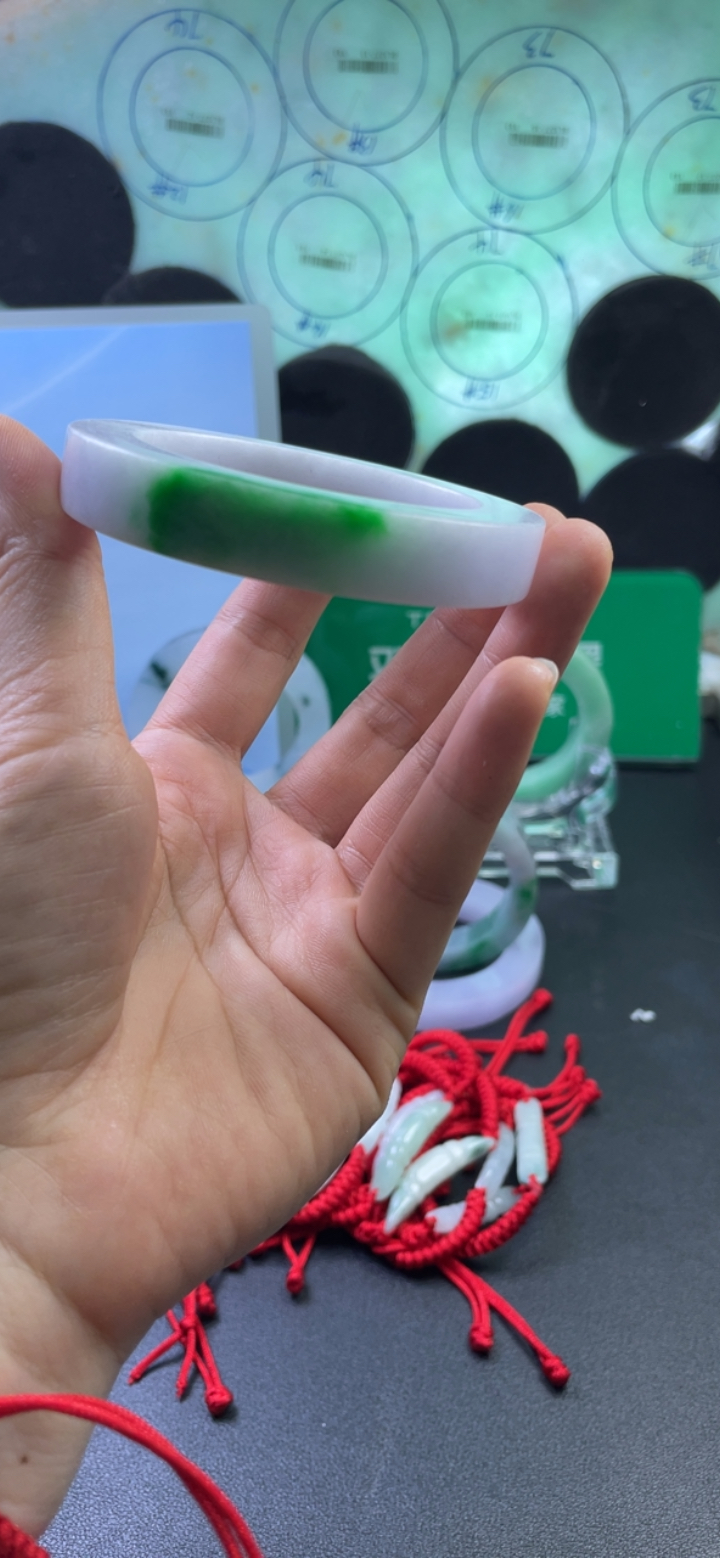 对庄翡翠官方直播精品手镯