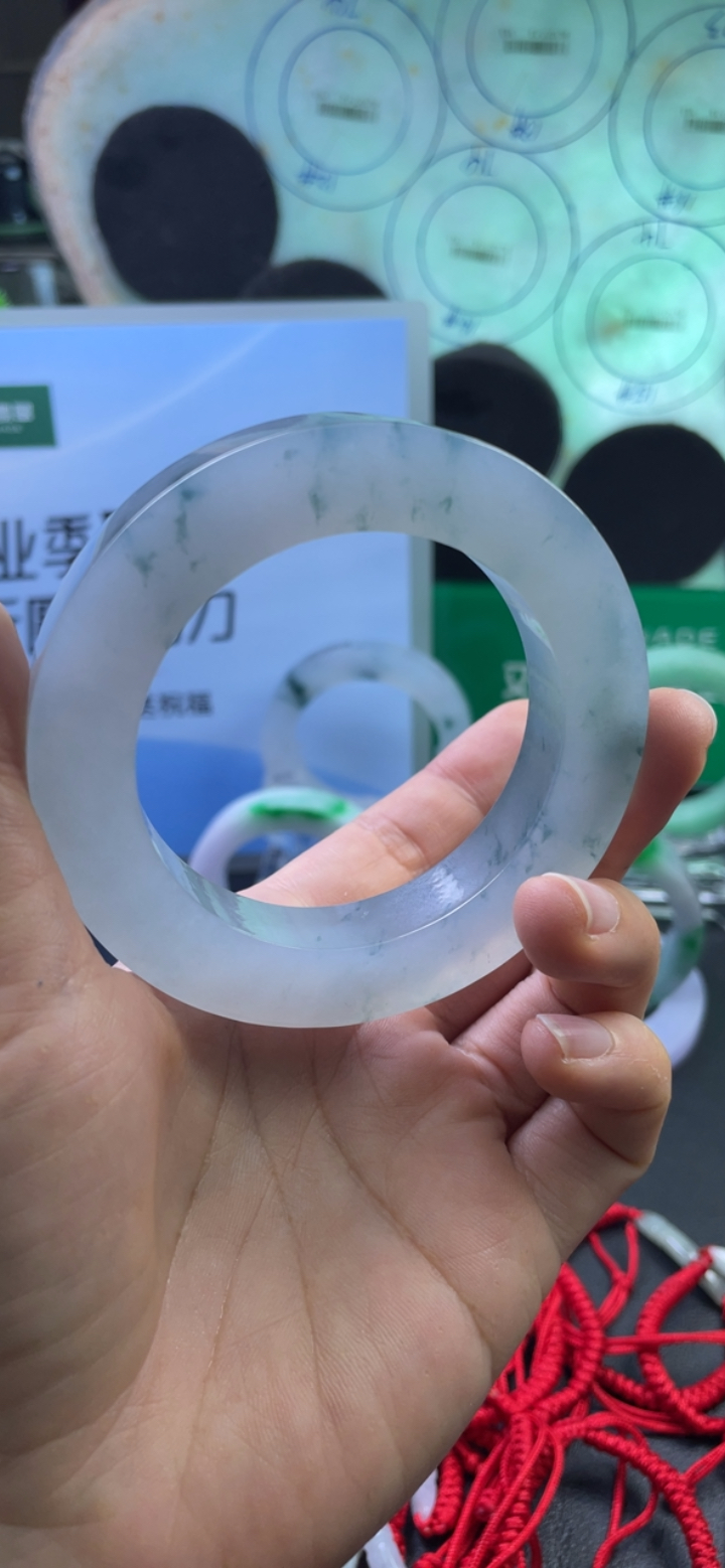 对庄翡翠官方直播精品手镯