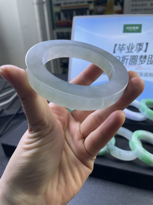 对庄翡翠官方直播精品手镯