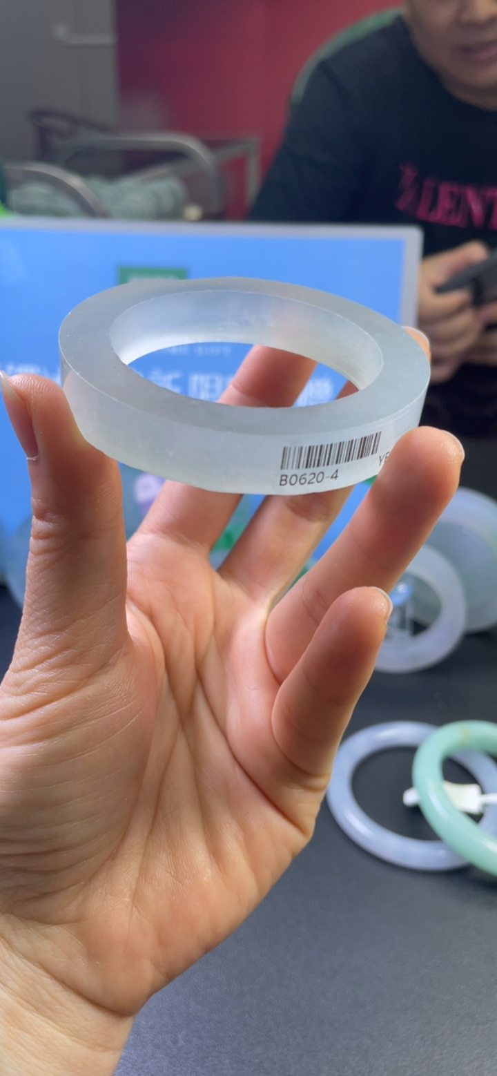 对庄翡翠官方直播精品手镯