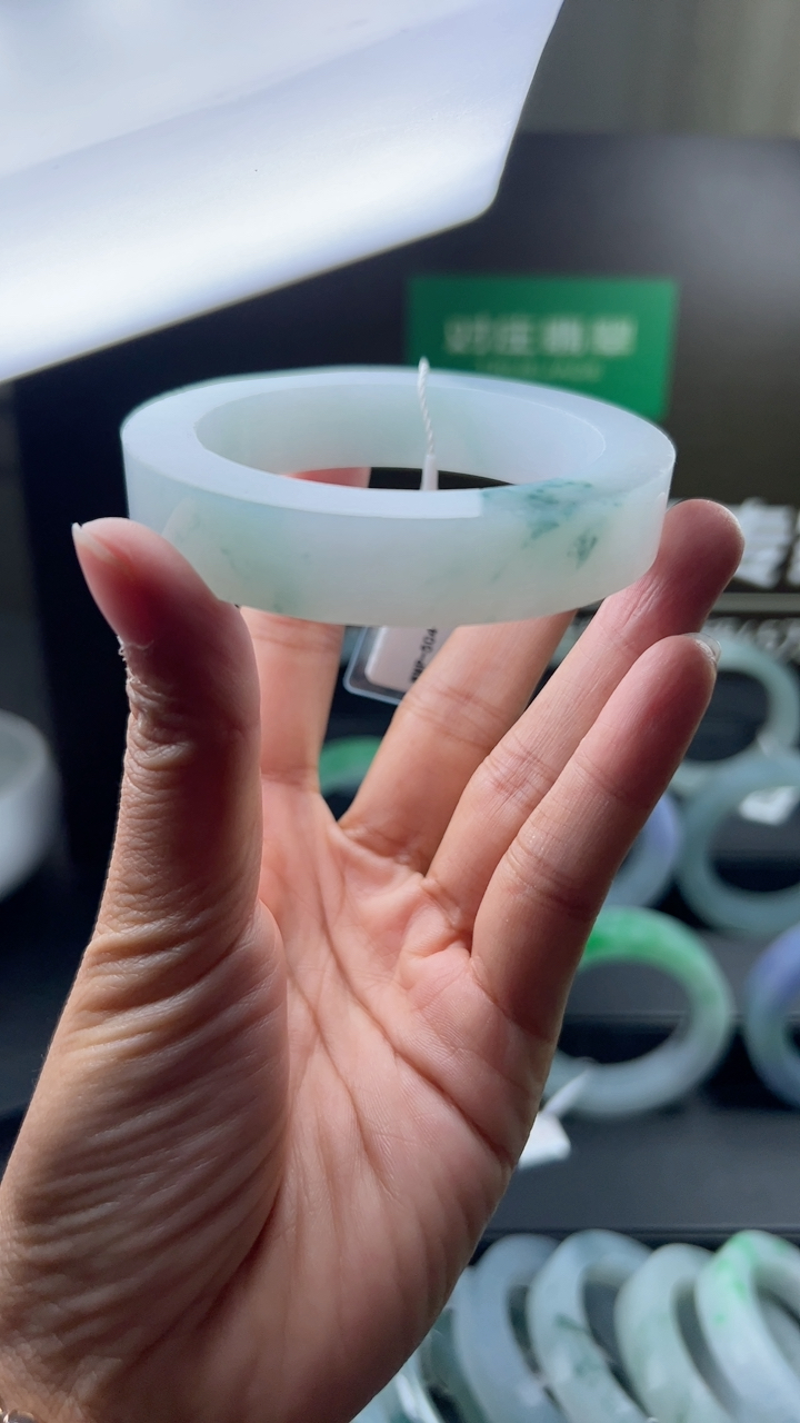 【秒杀】对庄甄选高端翡翠精品手镯