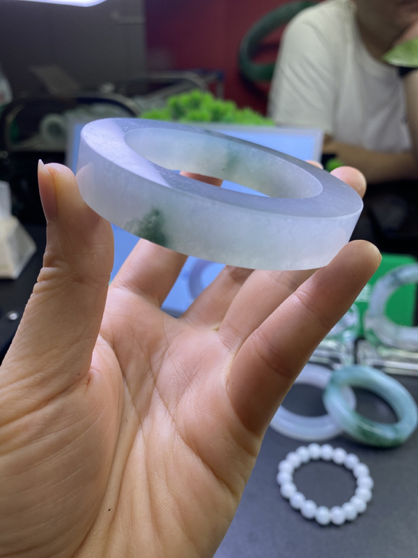 对庄翡翠官方直播精品手镯