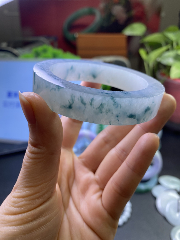 冰飘蓝花手镯