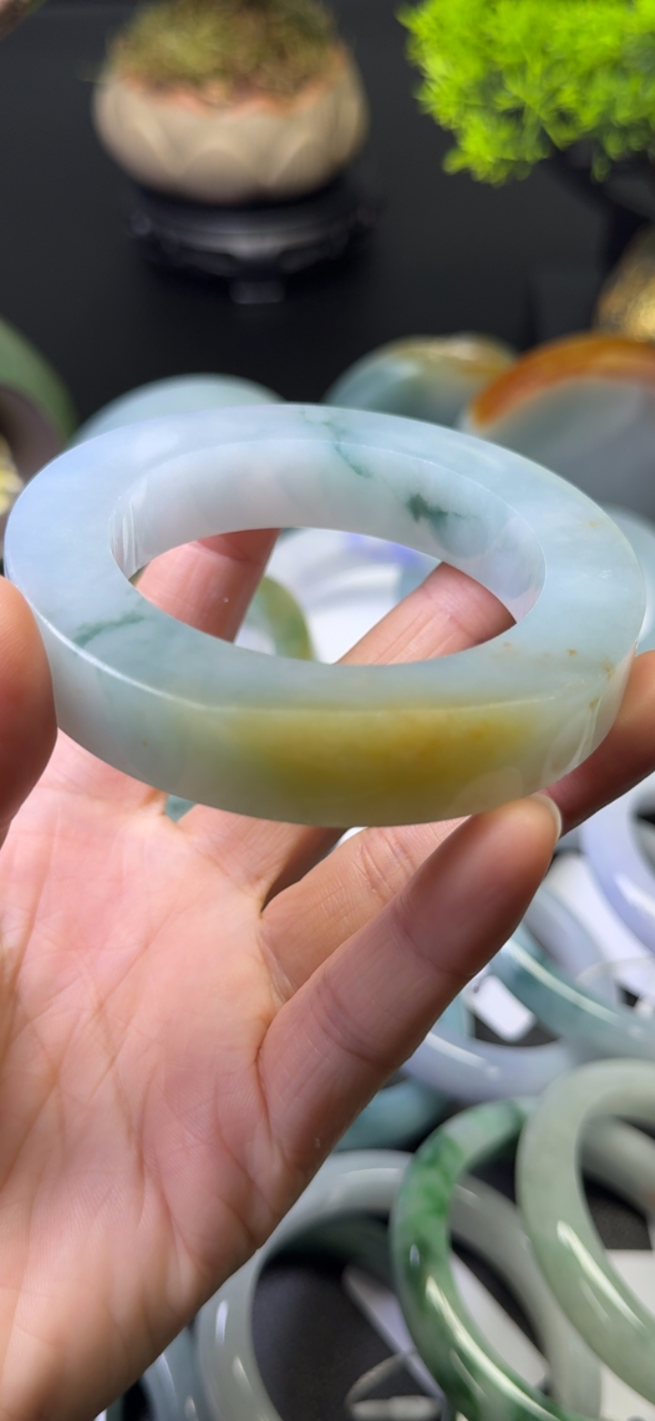 糯化种紫黄手镯