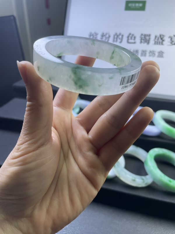 对庄翡翠官方直播精品手镯