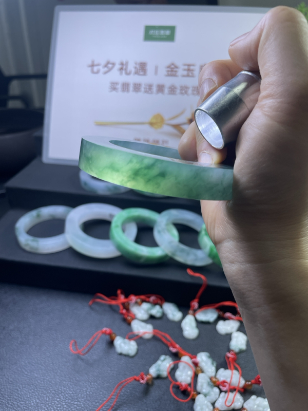 对庄翡翠官方直播精品手镯