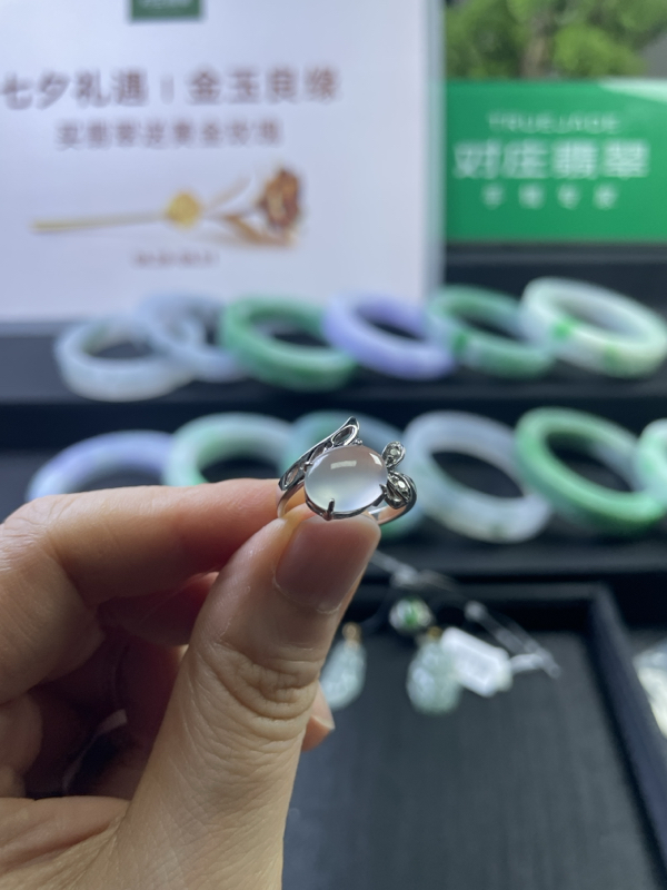 【秒杀】戒指18k