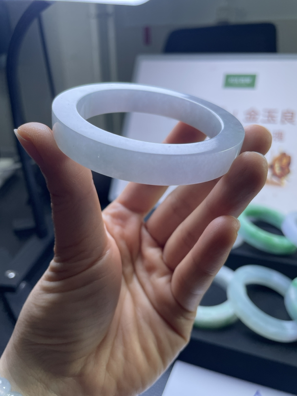 对庄翡翠官方直播精品手镯
