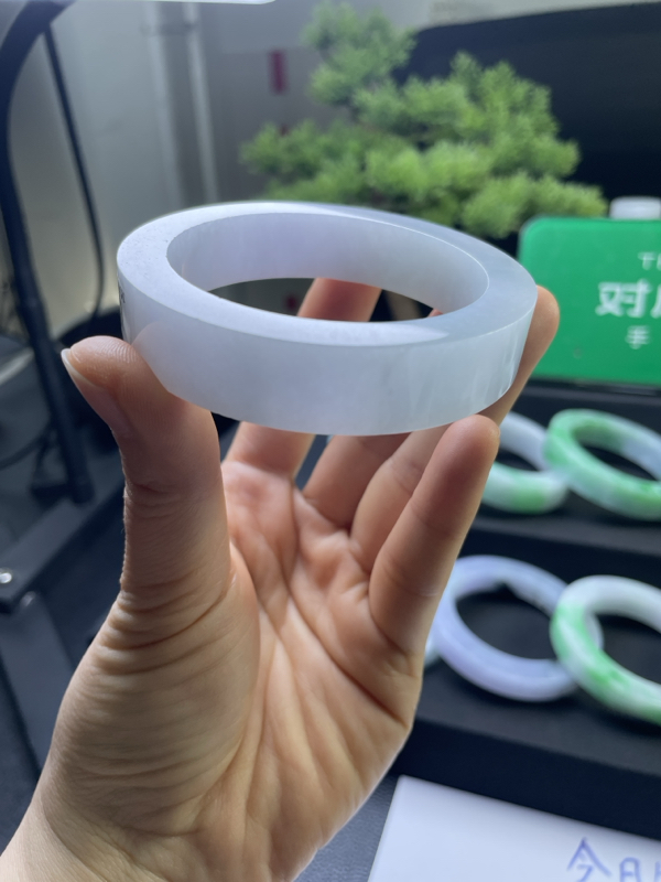 对庄翡翠官方直播精品手镯