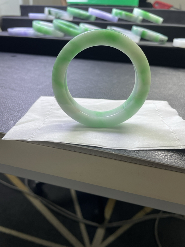 对庄翡翠官方直播精品手镯