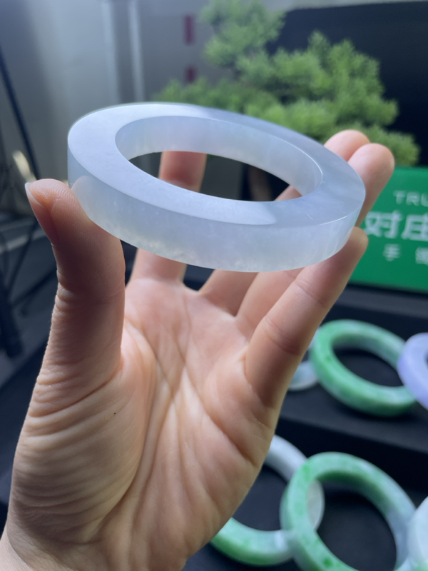 对庄翡翠官方直播精品手镯