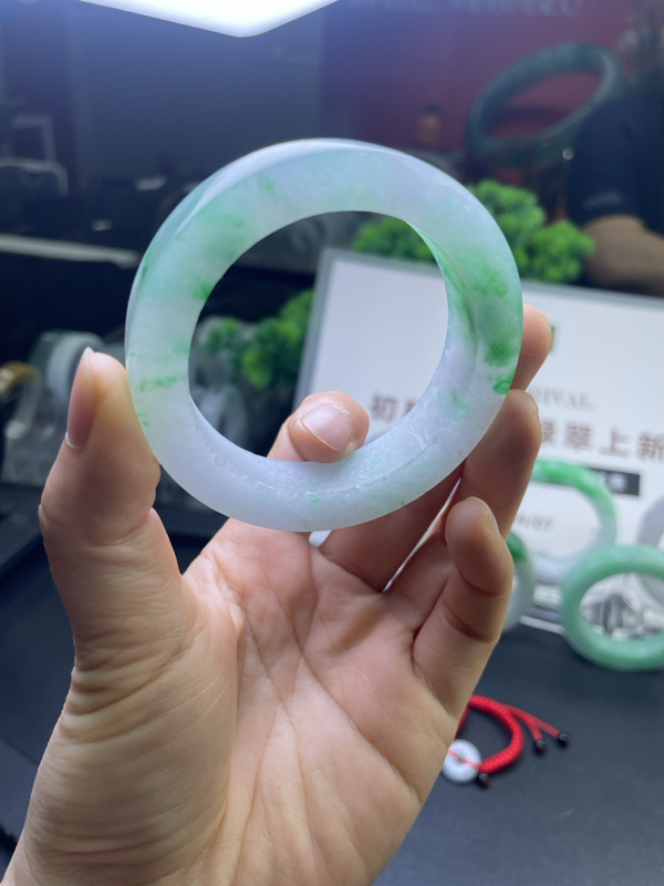 对庄翡翠官方直播精品手镯