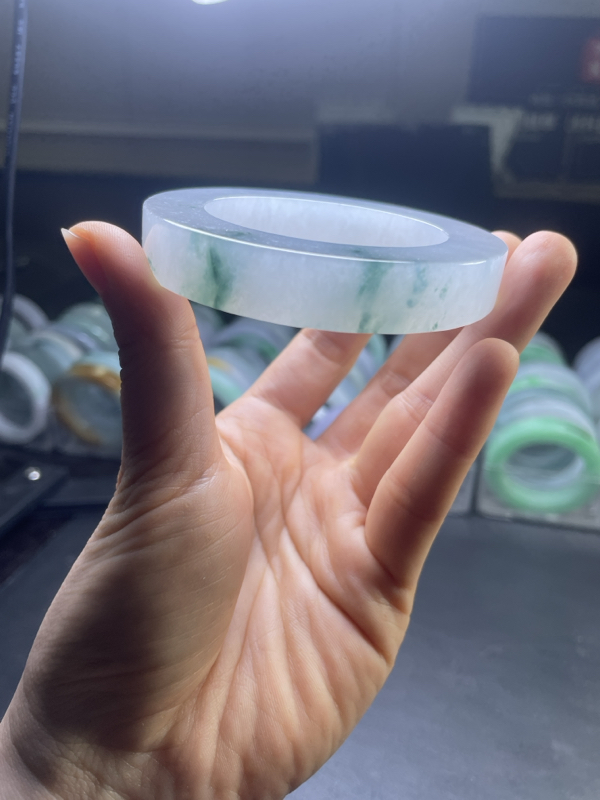 对庄翡翠官方直播精品手镯