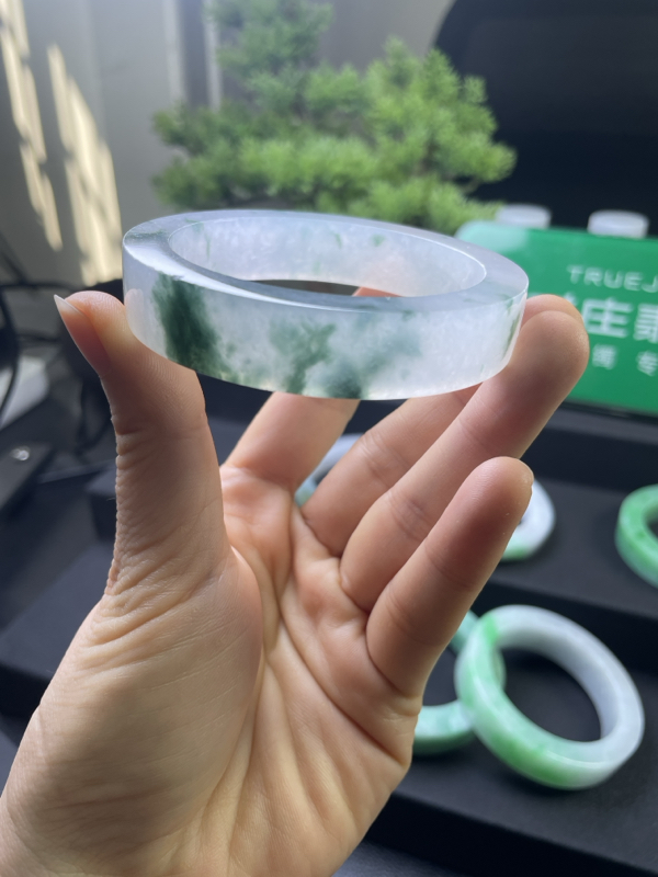 对庄翡翠官方直播精品手镯