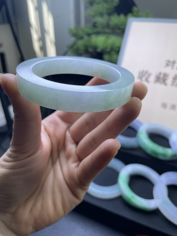 对庄翡翠官方直播精品手镯