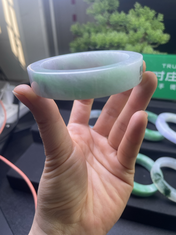 【秒杀】糯化种春带彩手镯