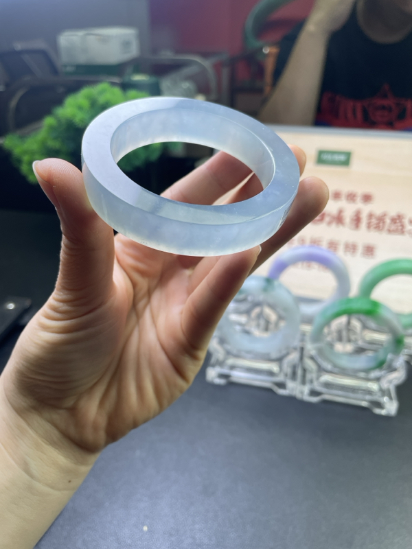 对庄翡翠官方直播精品手镯