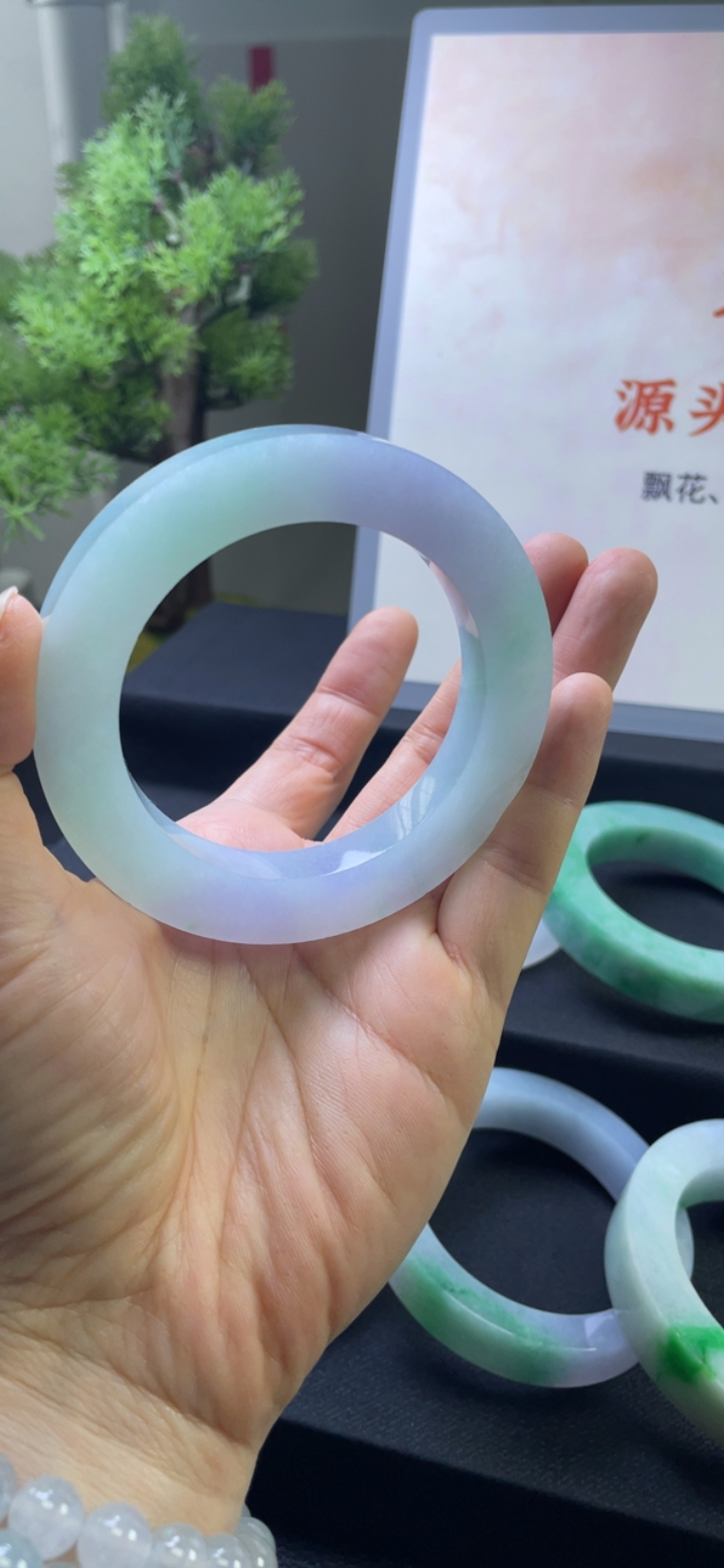 对庄翡翠官方直播精品手镯