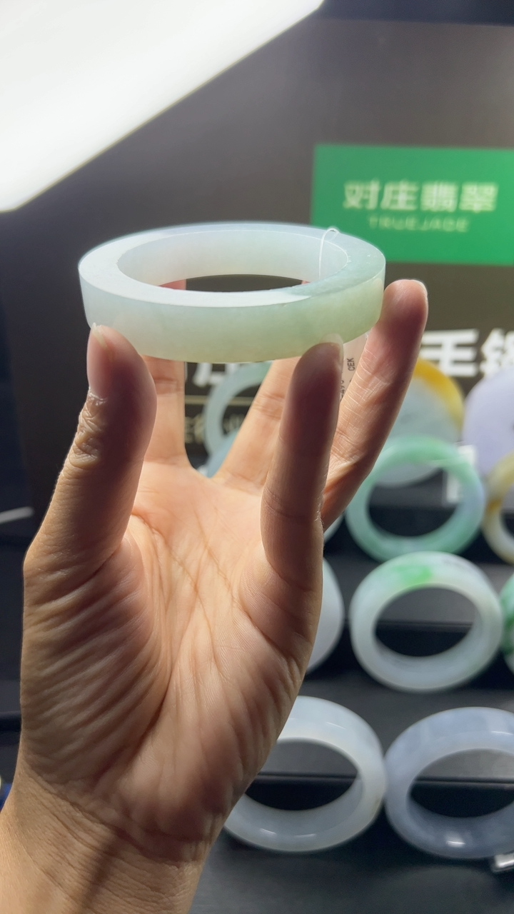 【秒杀】对庄甄选高端翡翠精品手镯