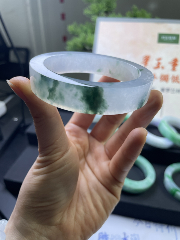 对庄翡翠官方直播精品手镯