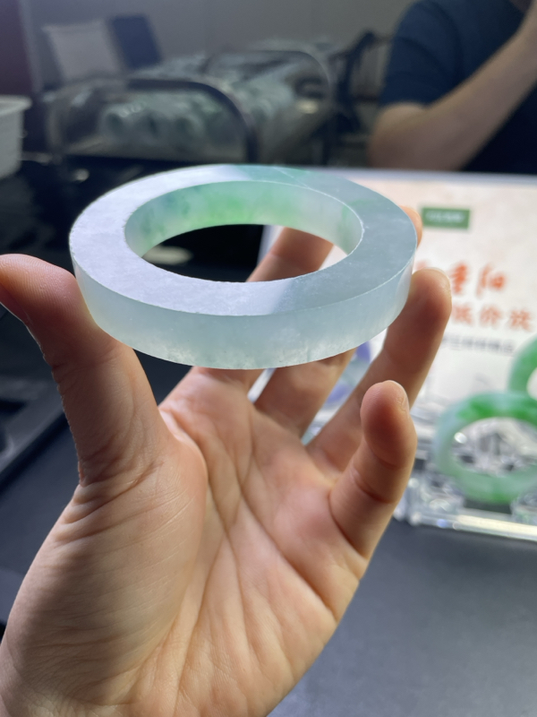 对庄翡翠官方直播精品手镯