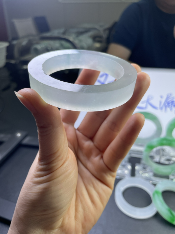 对庄翡翠官方直播精品手镯