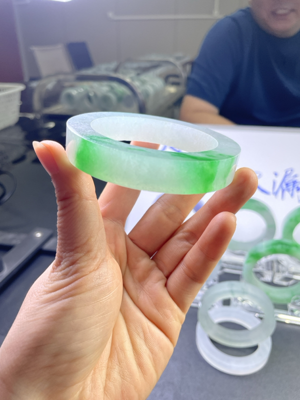 对庄翡翠官方直播精品手镯