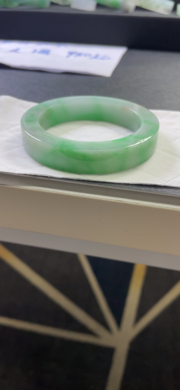 对庄翡翠官方直播精品手镯