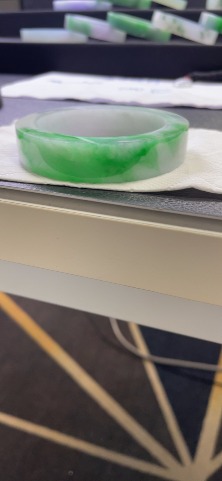 对庄翡翠官方直播精品手镯