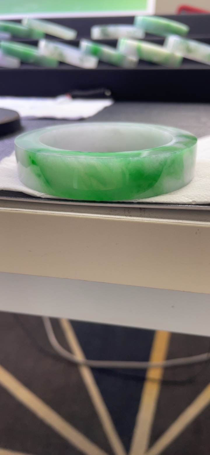 对庄翡翠官方直播精品手镯