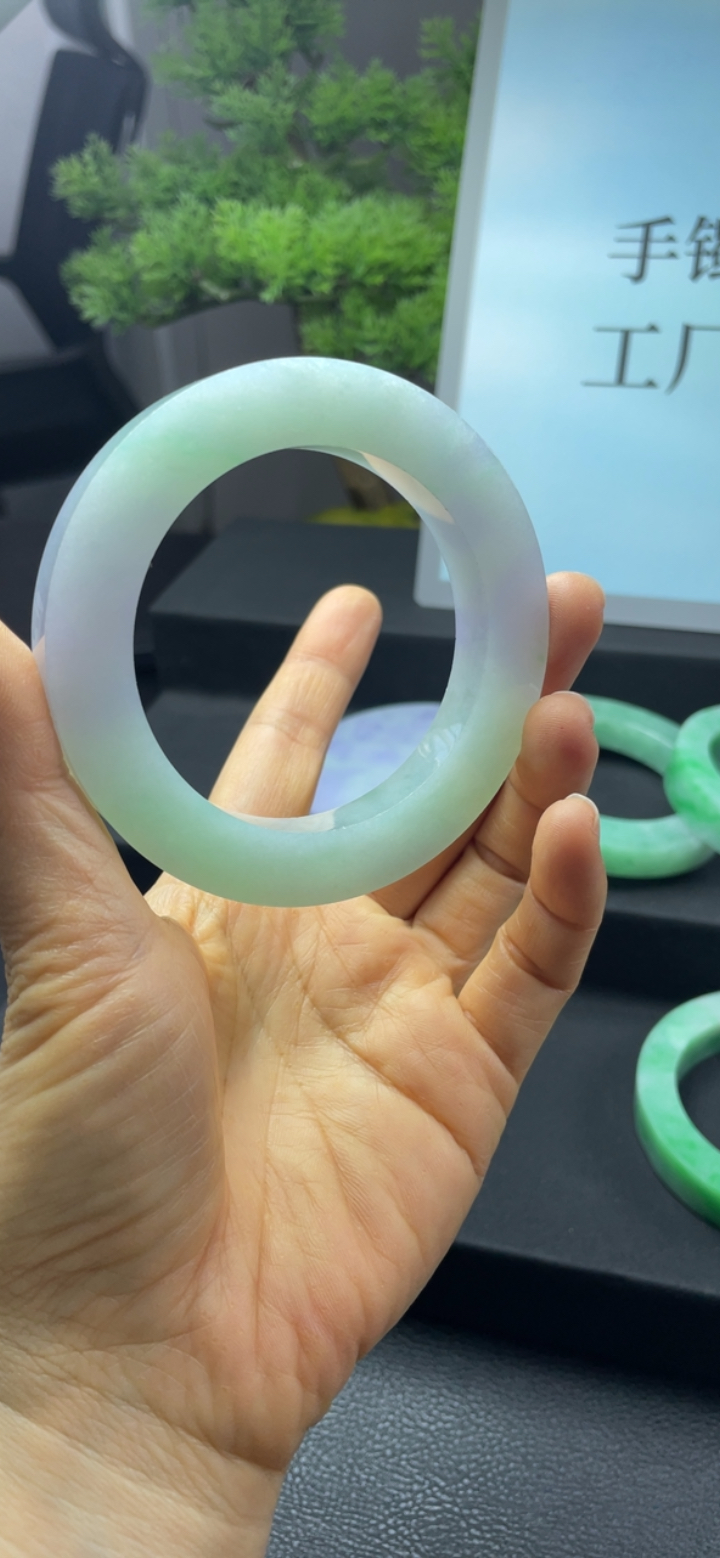 对庄翡翠官方直播精品手镯