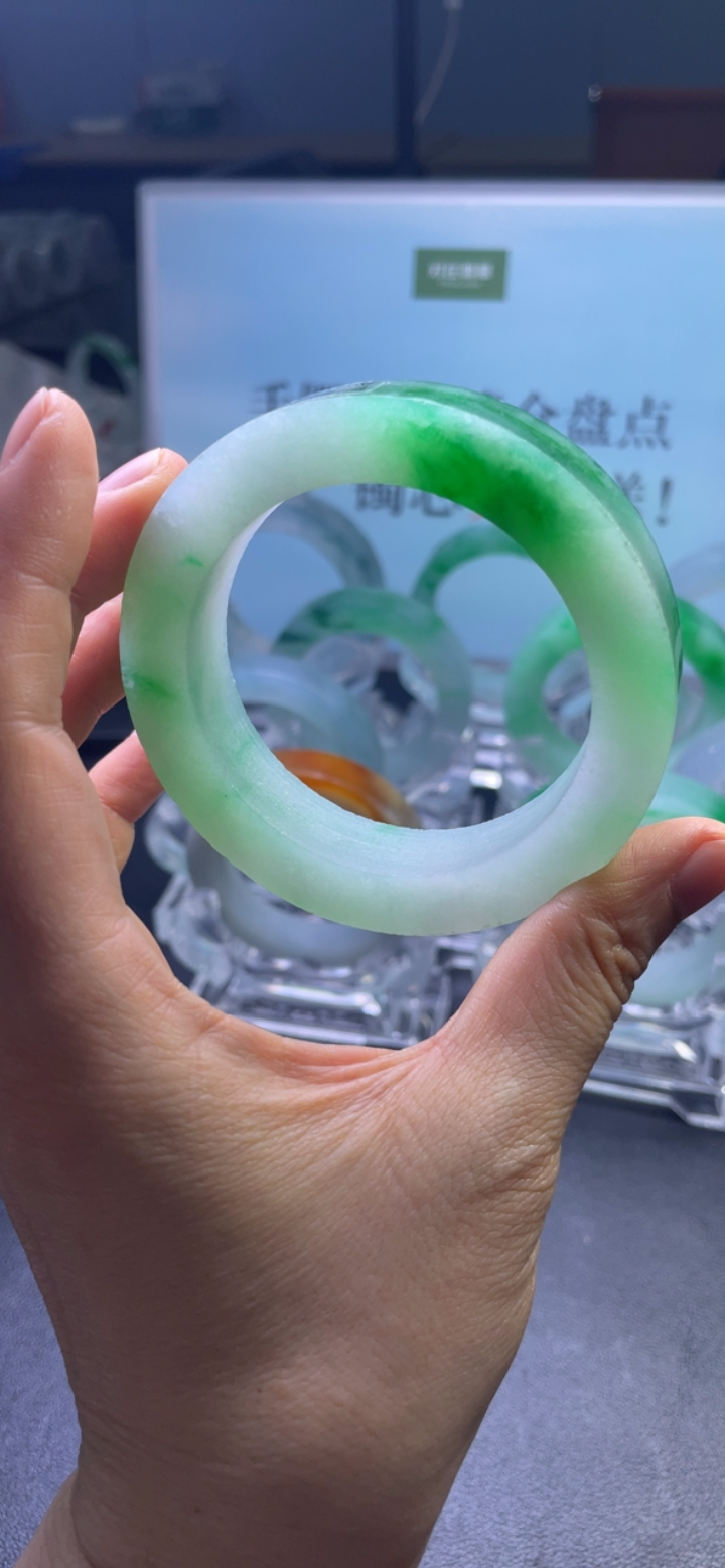 对庄翡翠官方直播精品手镯