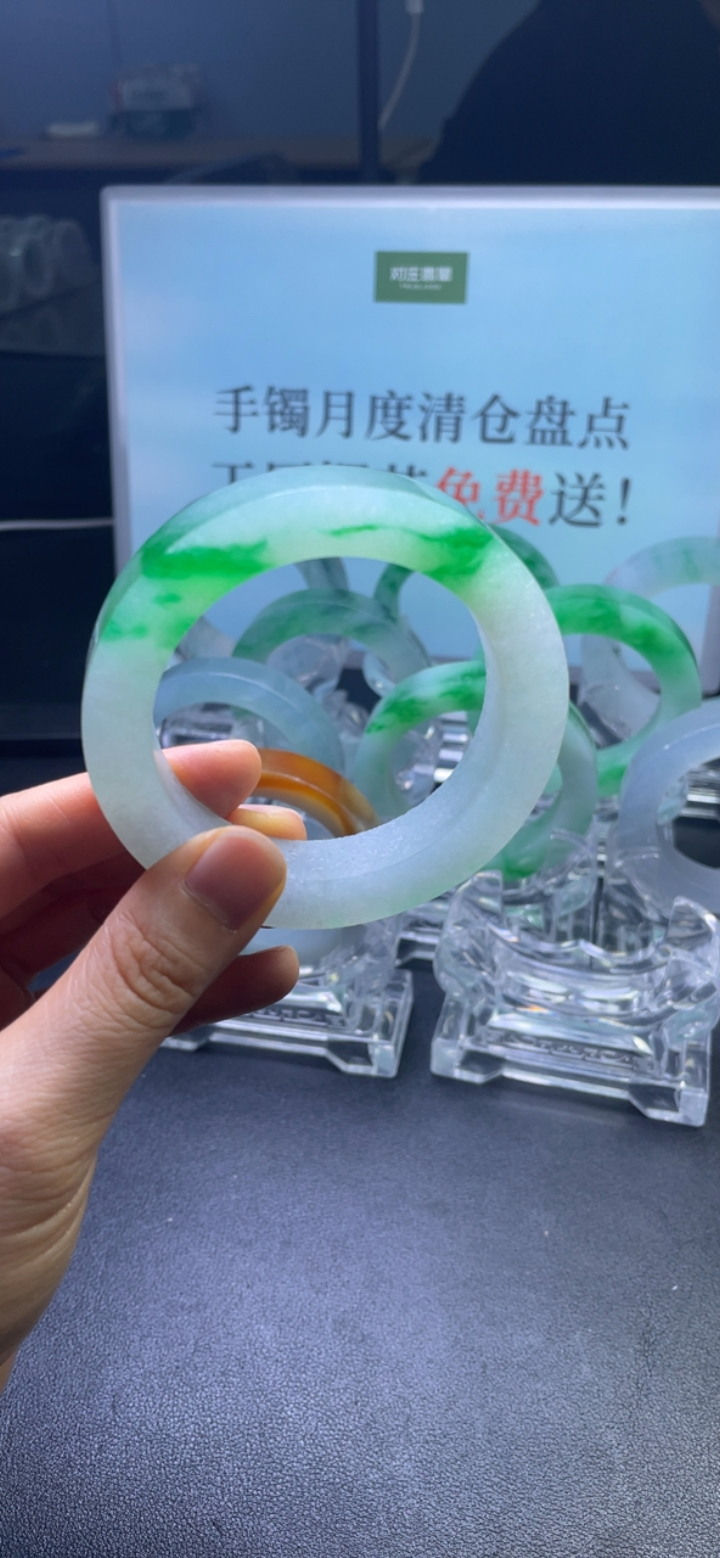 对庄翡翠官方直播精品手镯