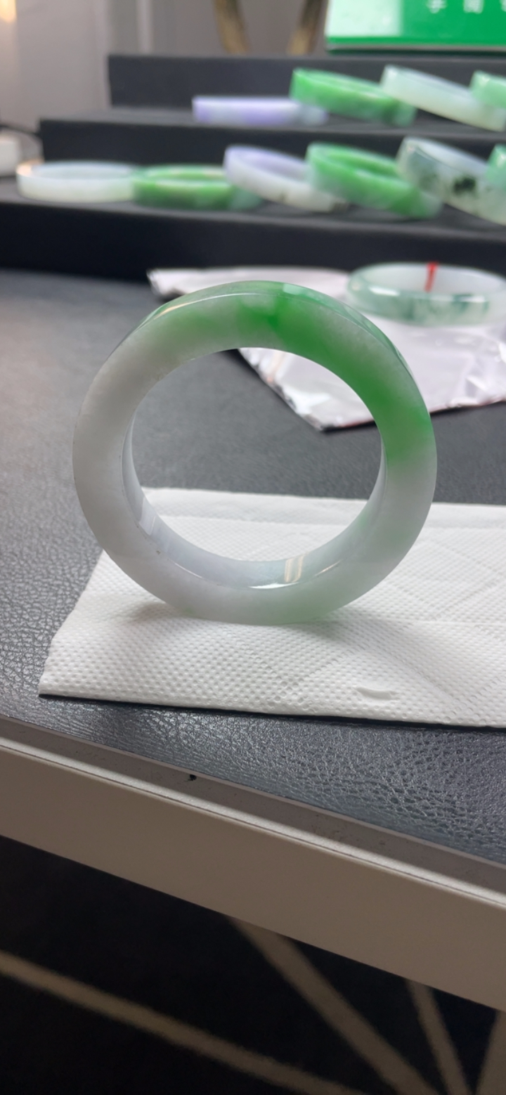 对庄翡翠官方直播精品手镯