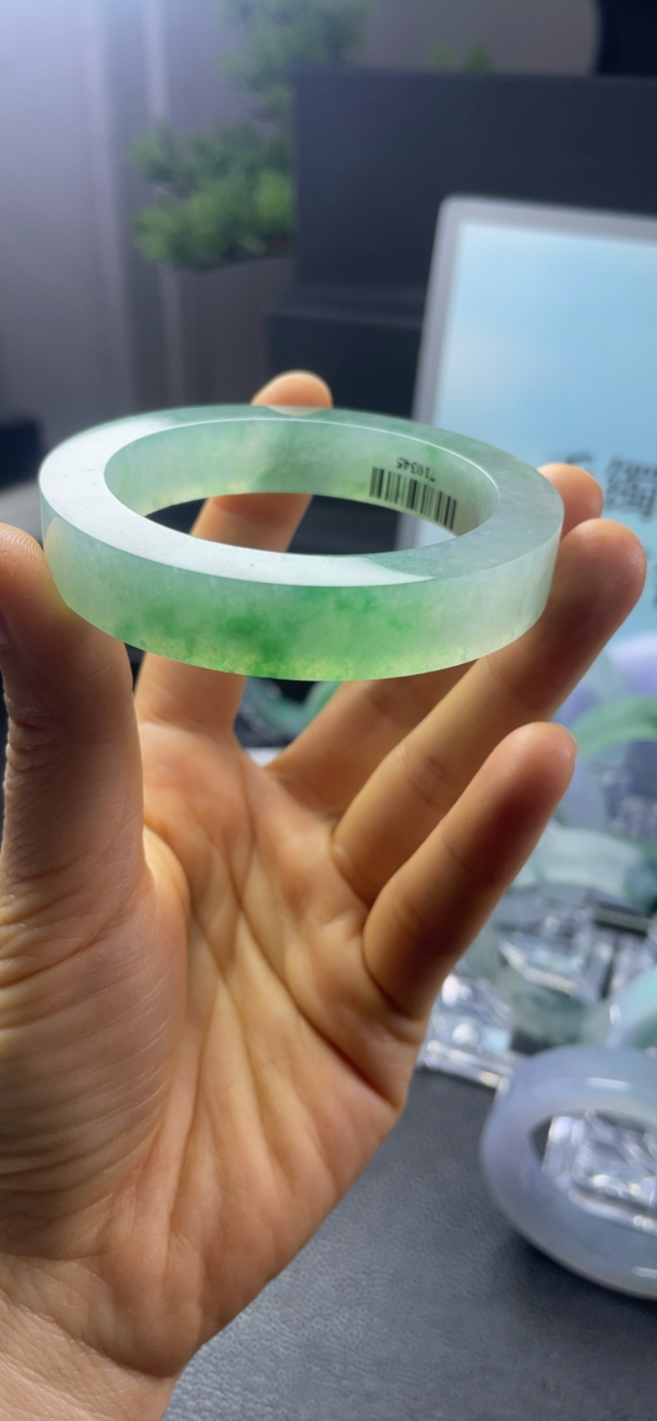 对庄翡翠官方直播精品手镯