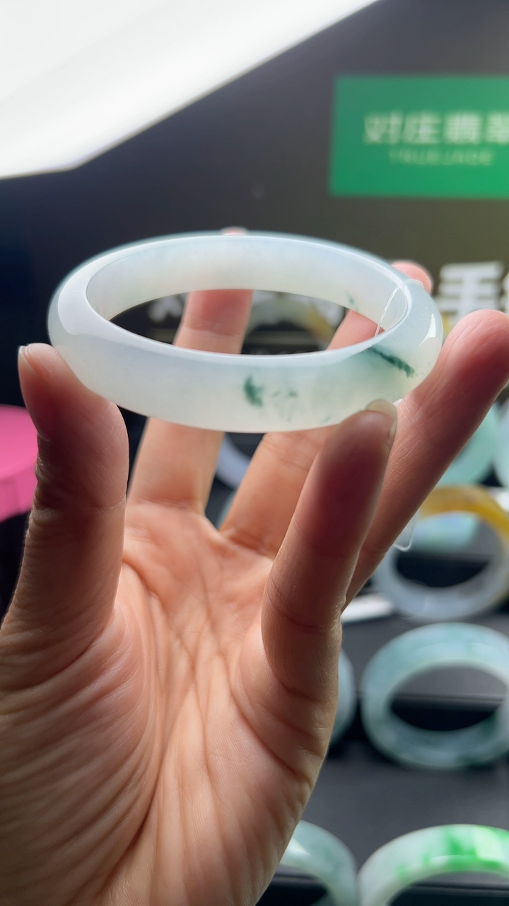 对庄甄选高端翡翠精品手镯58-59正