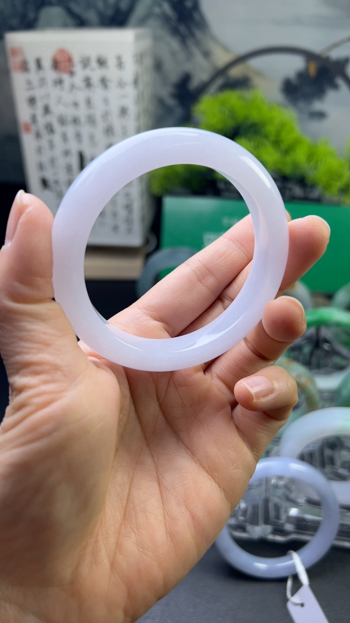 对庄甄选高端翡翠精品冰月光放漏