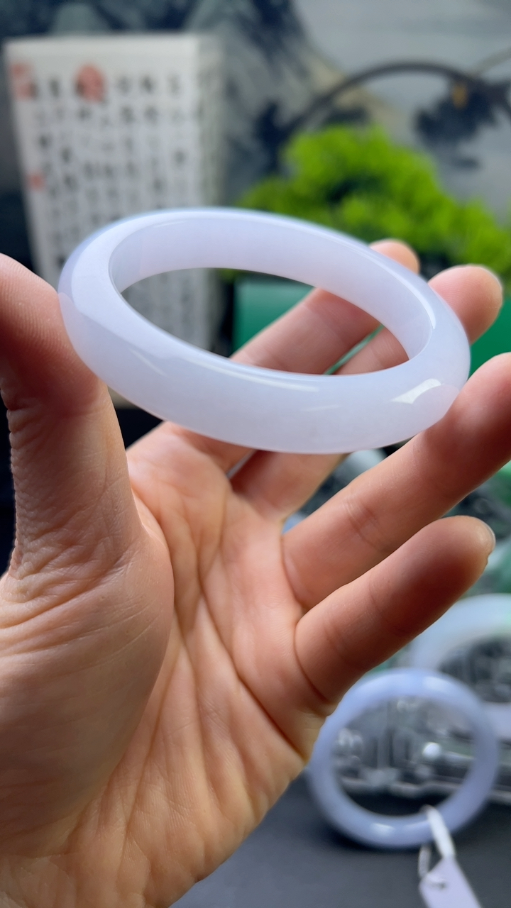 对庄甄选高端翡翠精品冰月光放漏