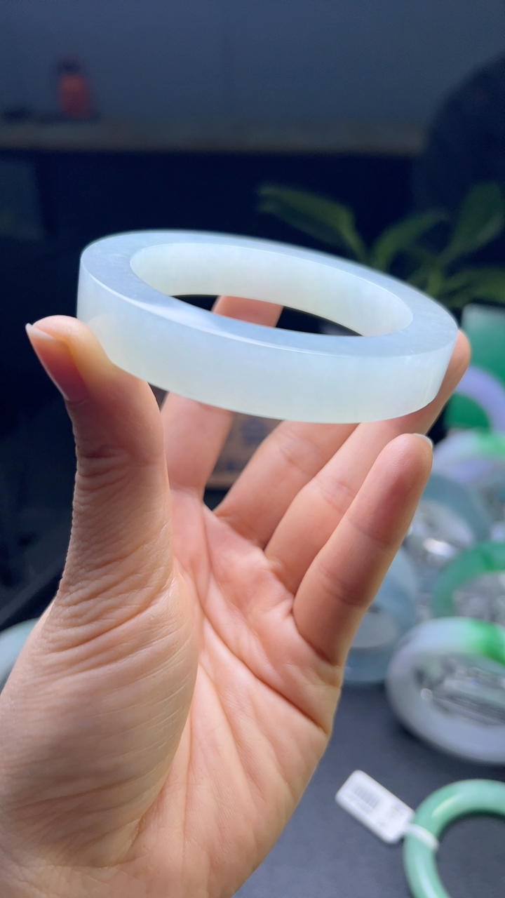 对庄甄选高端翡翠精品手镯特价