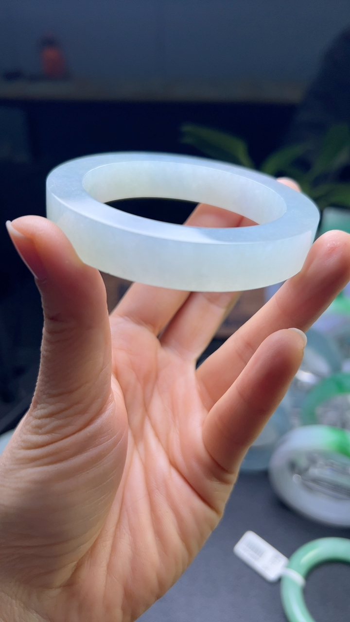 对庄甄选高端翡翠精品手镯特价