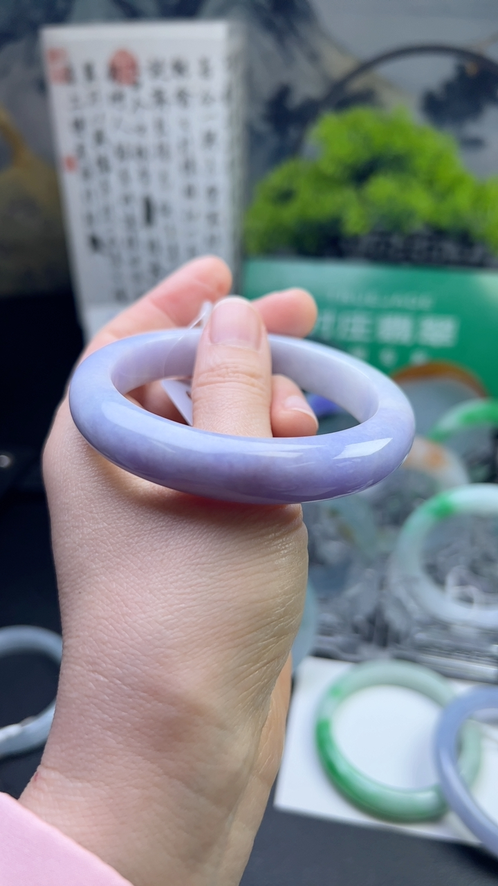 甄选高端翡翠精品手镯特价