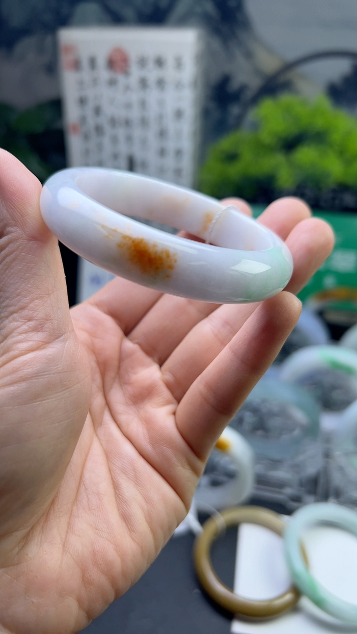 甄选高端翡翠精品手镯特价