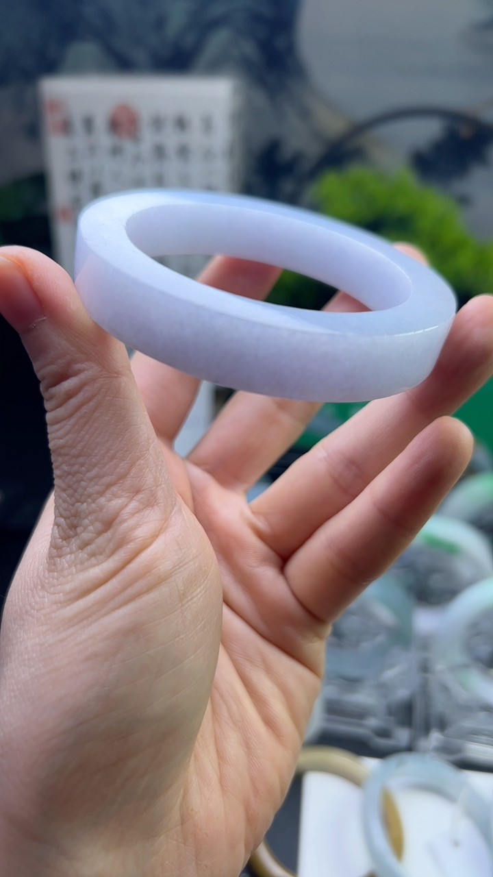 甄选高端翡翠精品手镯特价