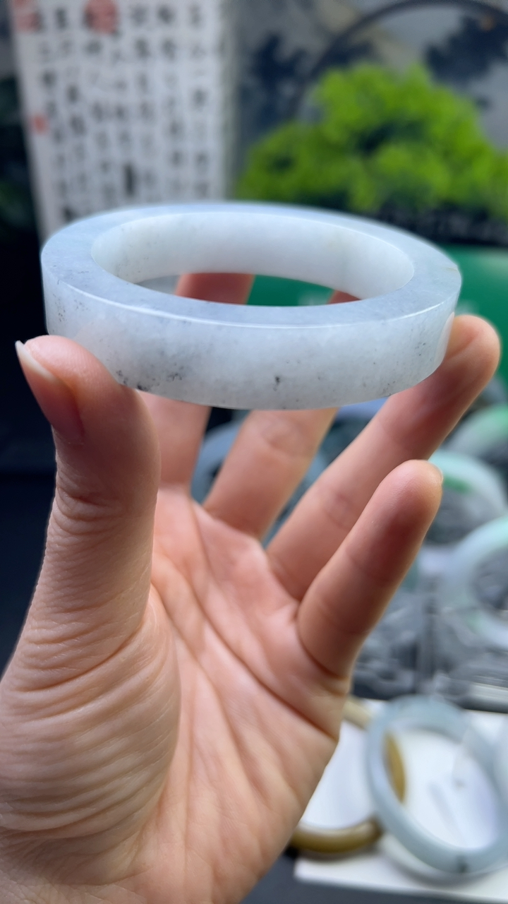 冰乌鸡手镯特价